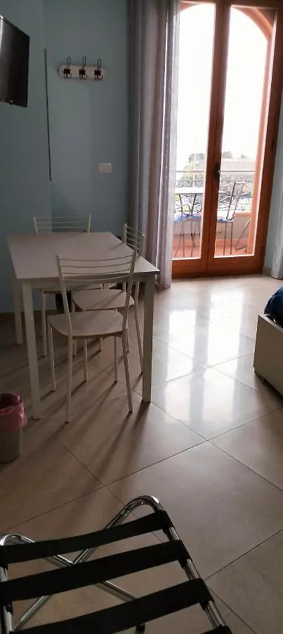 B&B La Spiaggetta Di Stazzo Acireale Frühstückspension
