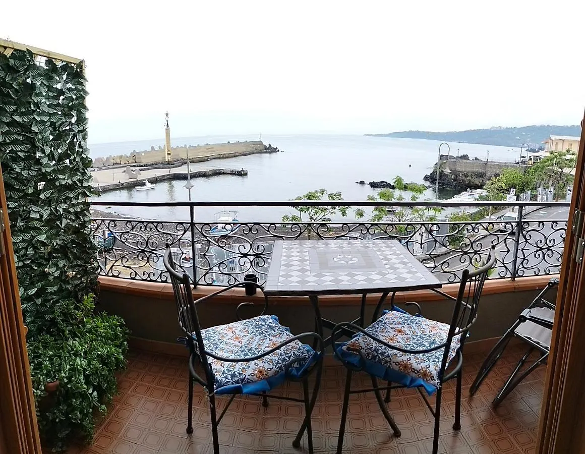 B&B La Spiaggetta Di Stazzo Acireale 0*,