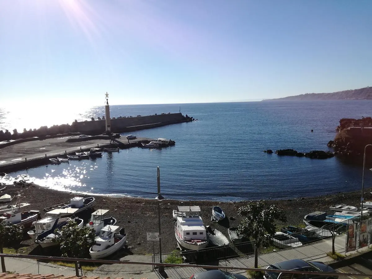 Panzió B&B La Spiaggetta Di Stazzo Acireale